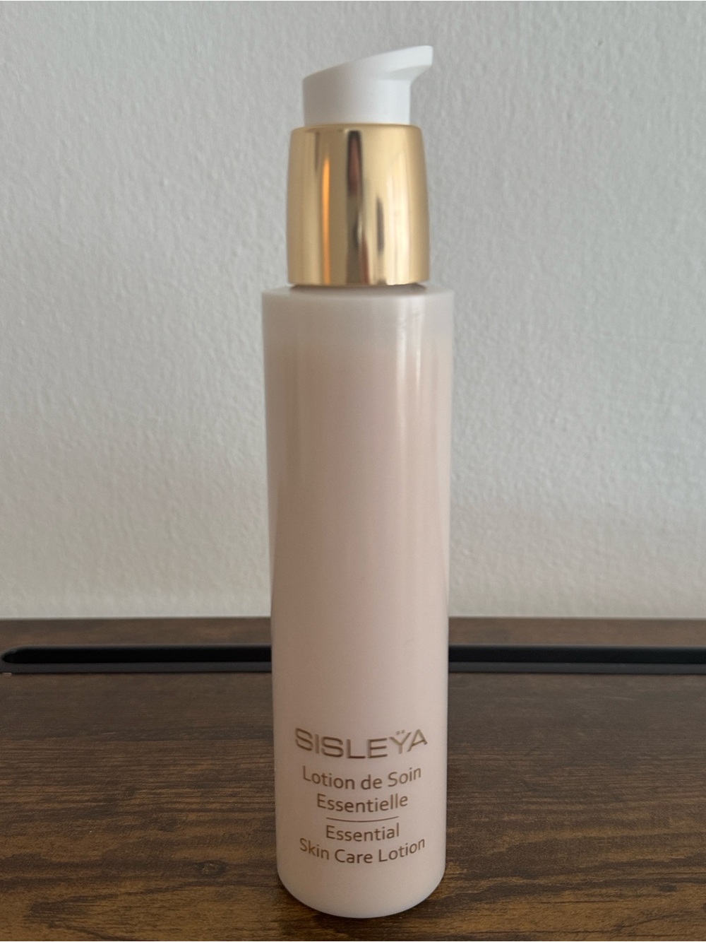Sisley-Paris Sisleÿa Essential Skin Care Lotion 150mL - Picture 6 of 9
